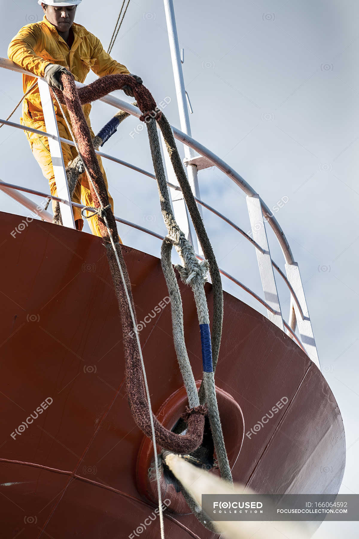 pulling rope boat