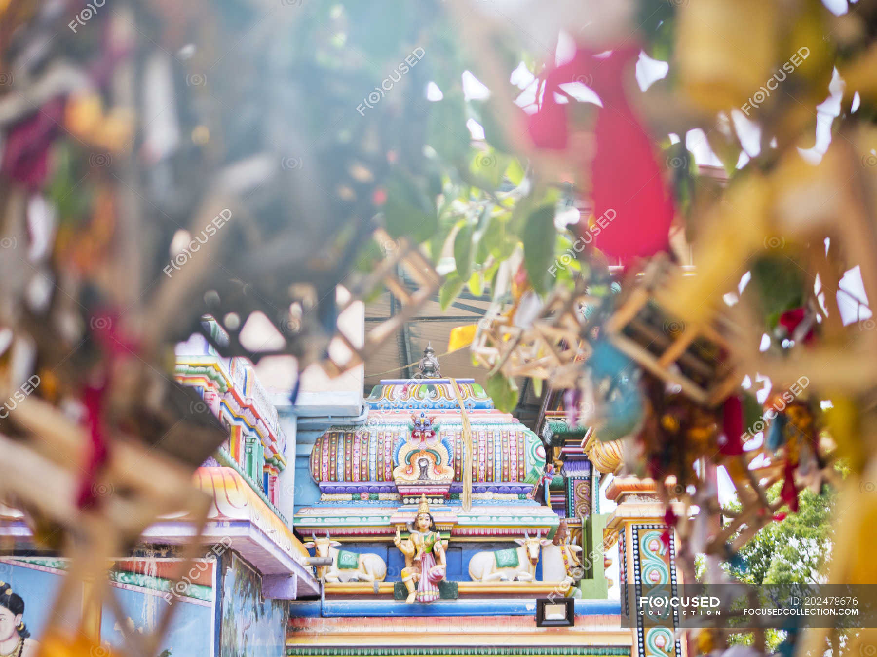 Koneswaram Kovil temple, Trincomalee, Sri Lanka — bright color, heritage -  Stock Photo | #202478676