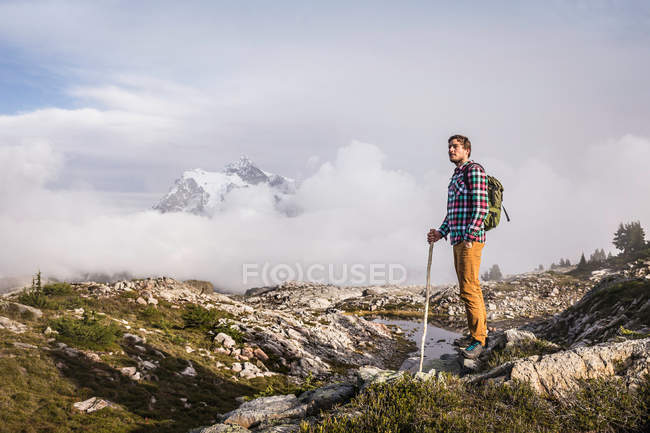 Senderista en Mount Baker - foto de stock