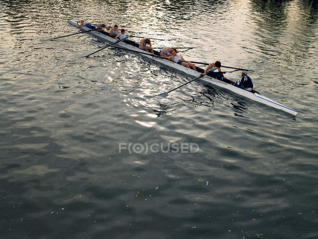 Crew recovering after race piece — Stock Photo