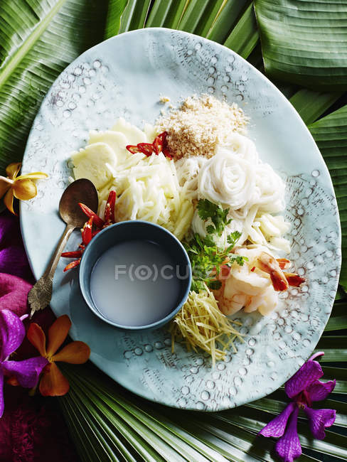 Ingredientes para Kha Nhom Sao Nahm - foto de stock