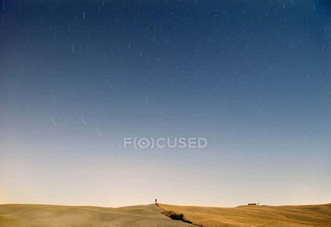 Landscape and stars in Tuscany — Stock Photo