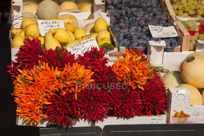 Chilli peppers for sale — Stock Photo