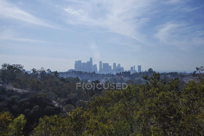 Здания центра Лос-Анджелеса, Калифорния, США — стоковое фото