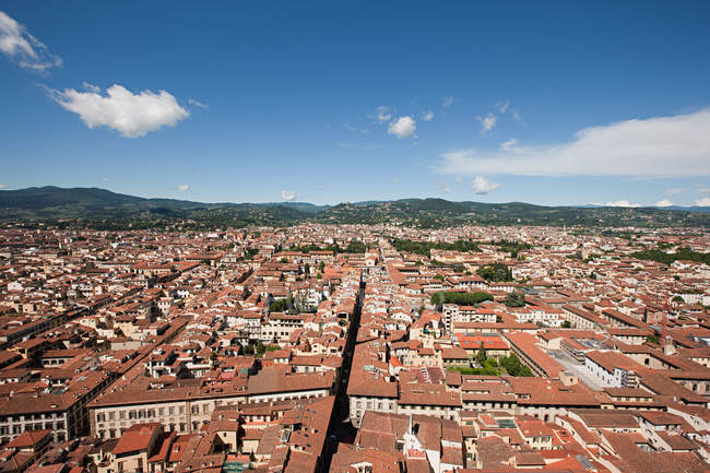 Vue aérienne des bâtiments de la vieille ville, Florence, Italie — Photo de stock