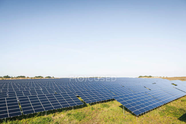 Impianto fotovoltaico — Foto stock