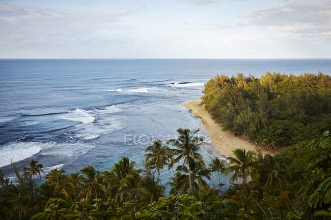 Ke'e Beach, Na Pali Coast, Ka'i, Hawaï, États-Unis — Photo de stock