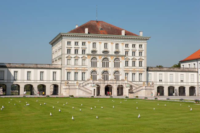 Vue d'observation du palais de Nymphenburg, Munich, Allemagne — Photo de stock