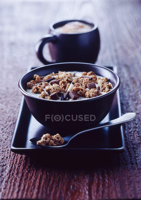 Bowl of granola on tray — Stock Photo