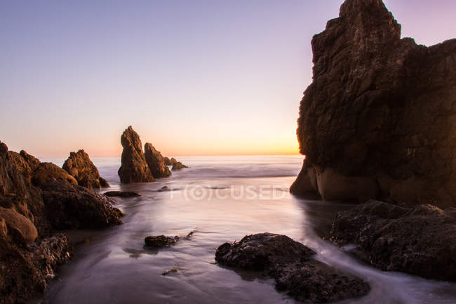 Strand bei Sonnenuntergang in Kalifornien — Stockfoto