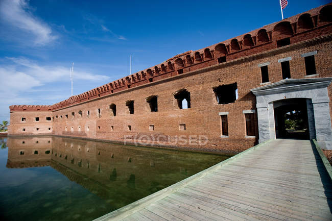 Observing view of Entrance to Ft. Jefferson. — Stock Photo