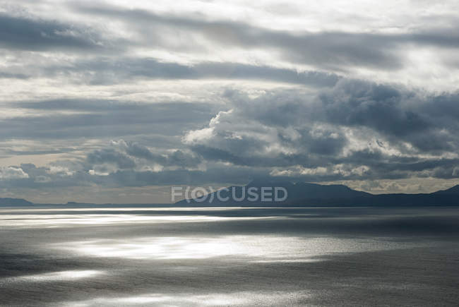 Wolkenlandschaft auf der Insel Skye — Stockfoto