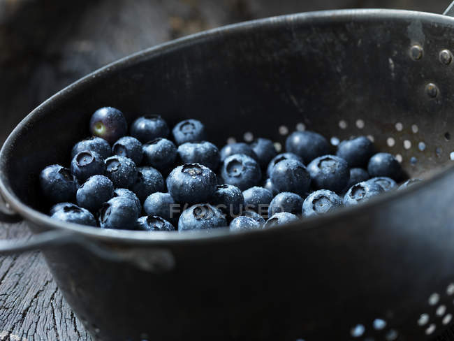Крупним планом свіжі органічні фрукти, чорниця короля — стокове фото