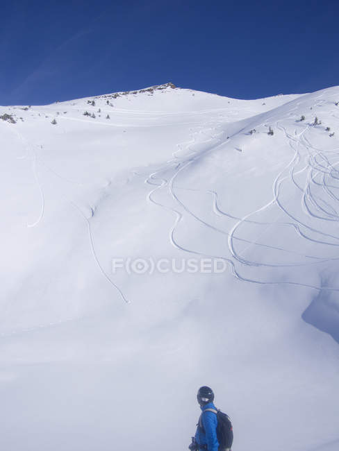 Esquiador em Combe de Gers, Flaine, França — Fotografia de Stock
