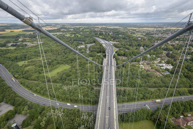 Vista dalla cima del ponte sospeso. The Humber Bridge, Regno Unito — Foto stock