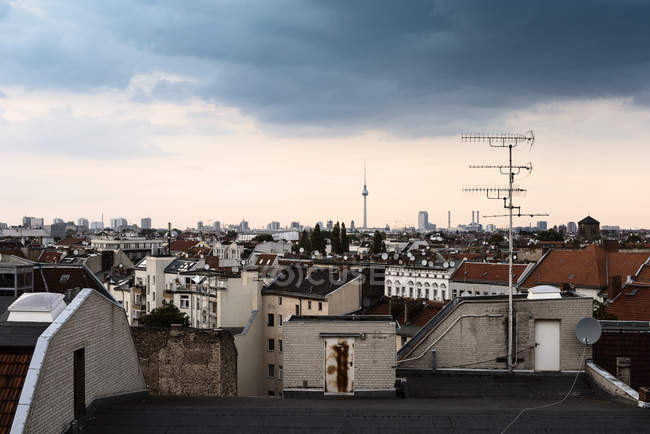 View across rooftops and cloudy sky, Berlin, Germany — Stock Photo