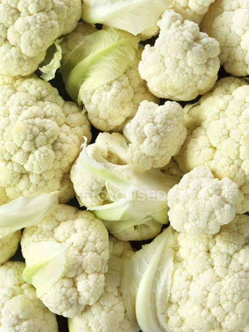 Pila de verduras de coliflor orgánica, vista superior - foto de stock