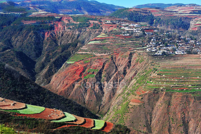Vista panoramica dei campi terrazzati, Yunnan, Cina — Foto stock