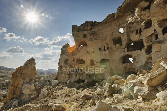 Logements de formation rocheuse, Cappadoce, Anatolie, Turquie — Photo de stock