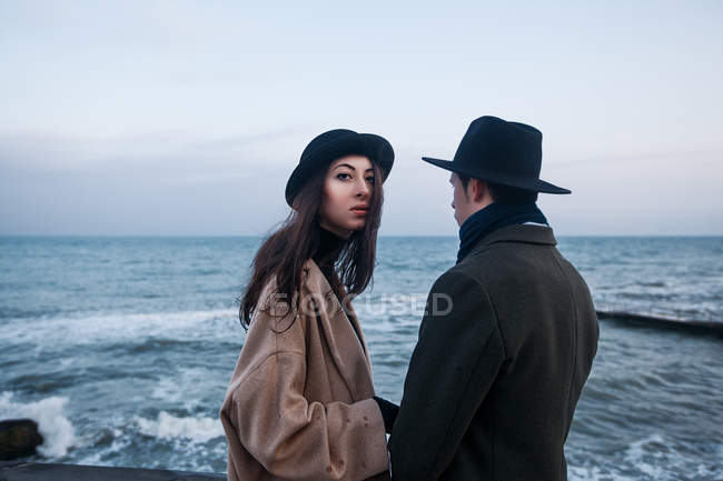 Couple on winter vacation, Odessa, Ukraine — Stock Photo