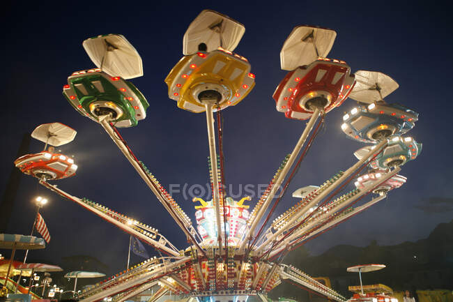 Fairground ride in action — Stock Photo