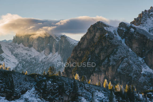 Limides Lake, South Tyrol, Dolomite Alps, Itália — Fotografia de Stock