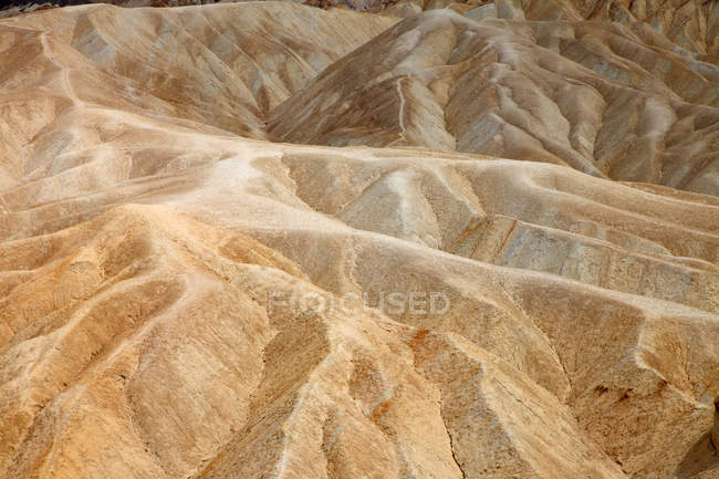Crêtes de montagne dans la vallée de la mort — Photo de stock