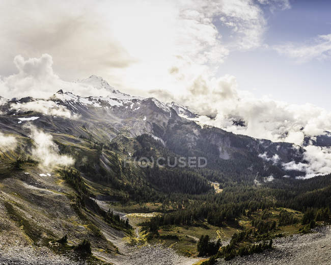 Sommets enneigés, Mount Baker, Washington, États-Unis — Photo de stock