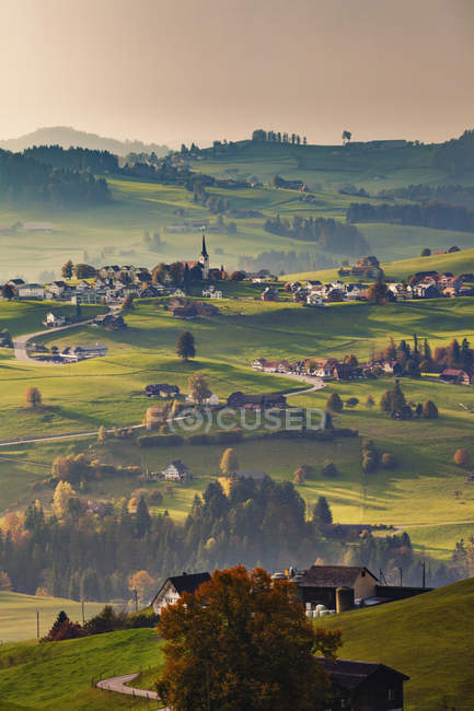 Вид на Аппенцелль, Аппенцеллерланд, Швейцария — стоковое фото