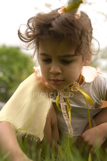 Giovane ragazza vestita da unicorno — Foto stock