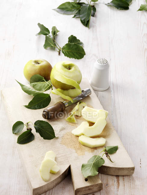 Ingredientes para desmenuzar la manzana bramley - foto de stock