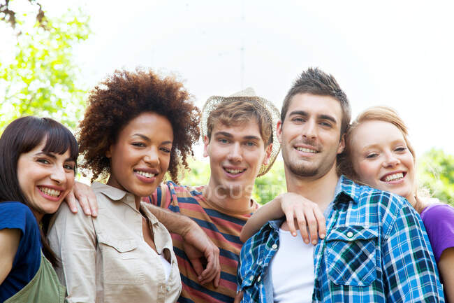 Five young friends, looking at camera — Stock Photo