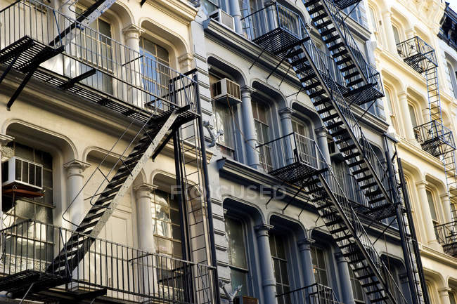 Fire escapes in SoHo — Stock Photo