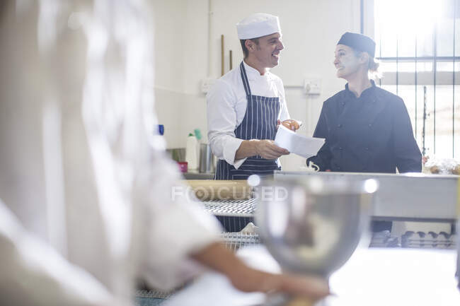 Cape Town, South Africa, chef working in kitchen — Stock Photo