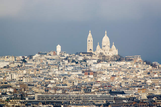 Montmartre and sacre coeur paris — Stock Photo