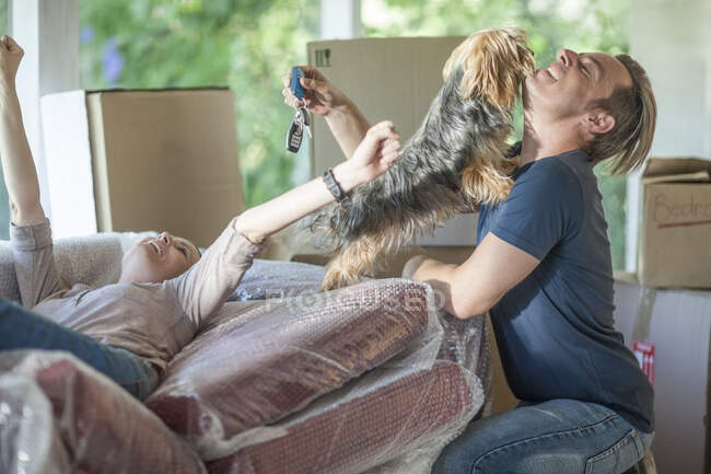 Cape Town, South Africa, family moving house — Stock Photo