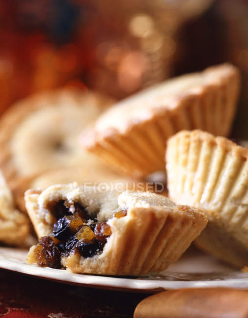 Plate of mince pies, close up shot — Stock Photo