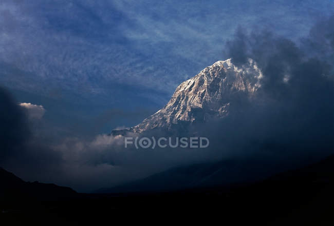 Гора Пандим в солнечном свете, регион Канченджанга Гималаи, Сикким, Индия — стоковое фото