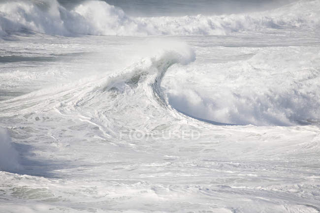 Вид на океанские волны во время шторма, oregon, объединенные Штаты Америки — стоковое фото
