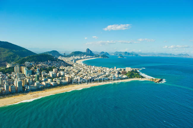 Vista de las playas de Ipanema y Copacabana - foto de stock