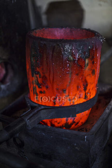 Molten bronze in foundry, close-up — Stock Photo