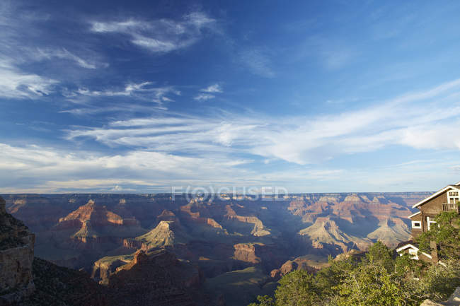 Malerischer Blick auf den Grand Canyon im hellen Sonnenlicht — Stockfoto