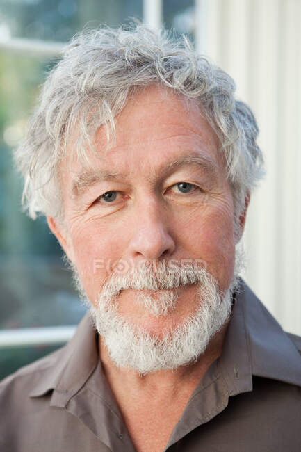Portrait of a senior man — Stock Photo