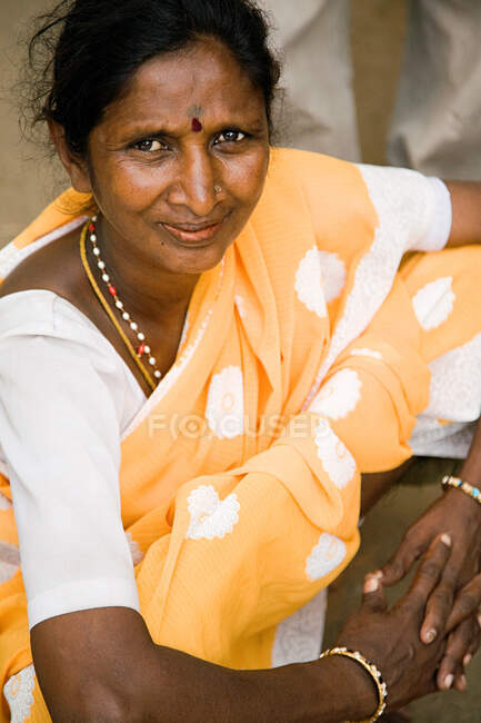 Mujer en mysore india - foto de stock