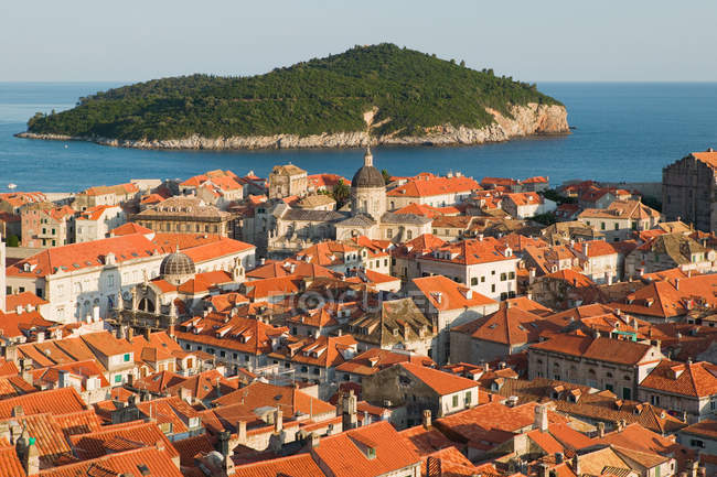 Dubrovnik old town and island — Stock Photo