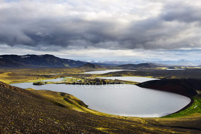 Vue panoramique du lac Veidivotn, Highlands of Iceland — Photo de stock