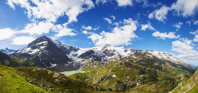 Erhöhter Blick auf den Sustenpass, Schweiz — Stockfoto