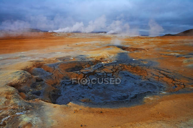Geothermal vent in dry ground — Stock Photo