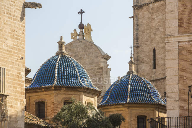 Dômes bleus sur la cathédrale de Valence, Valence, Espagne, Europe — Photo de stock