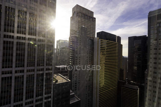 Paisaje urbano, vista elevada, Ciudad de Nueva York, Nueva York, Estados Unidos - foto de stock